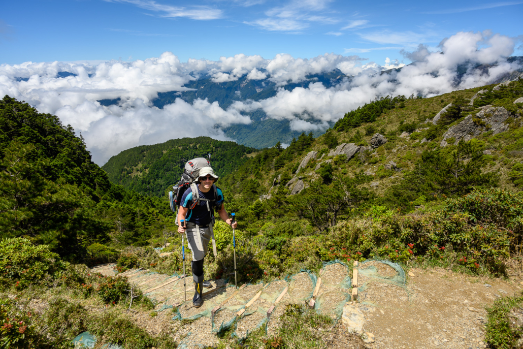 Jiaming Lake Trail